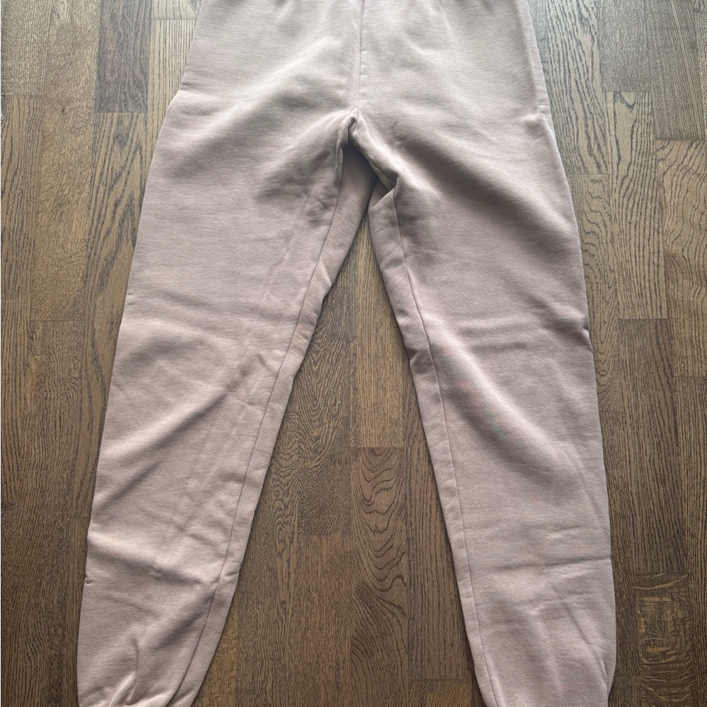 TNA High Rise Light Taupe Cozy Sweatpants